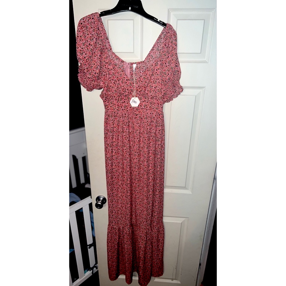 NWT PinkBlush Pink Floral Maxi Dress with Puff Sleeves Size L